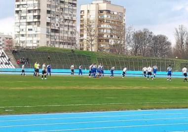 Вторият отбор на Локомотив Пловдив записа равенство при гостуването си