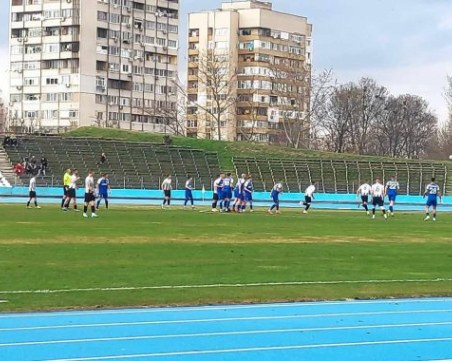 Дубълът на Локо с равенство в Ямбол
