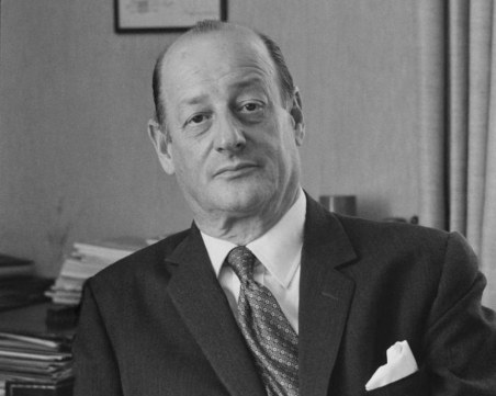 Почина Джейкъб Ротшилд