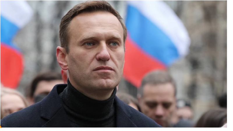 Навални е починал малко преди да бъде освободен, съобщиха негови приближени