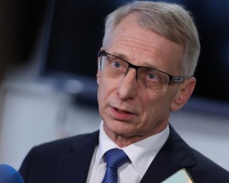 Денков: Български войски няма да отидат в Украйна