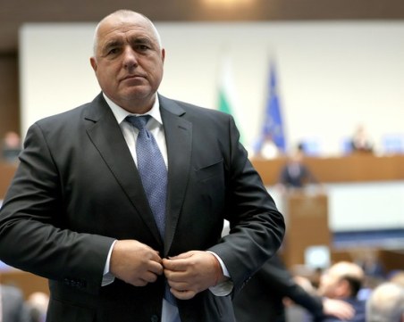 Борисов поиска смяна на военния министър