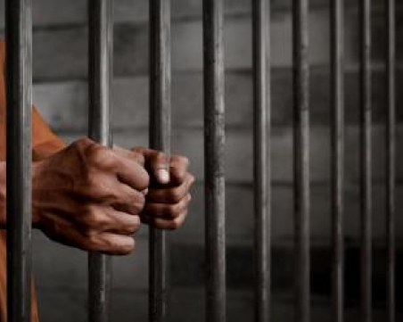 Затворникът, който твърдеше че е бит, оттегли жалбата си и се извини