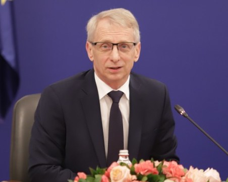 Денков: Не искаме избори, но няма да бъдем параван