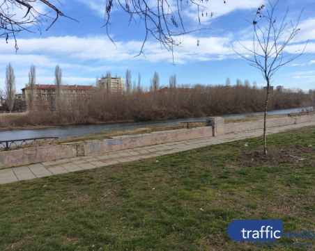 Джунглата в Марица изчезва - започват почистването на реката