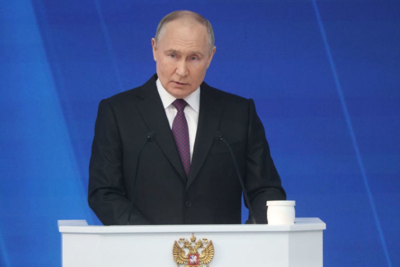 Путин увери, че руските войници в Украйна 