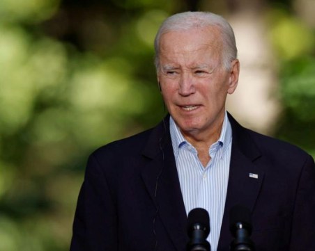 Байдън: САЩ започват въздушни доставки на хуманитарна помощ в Газа