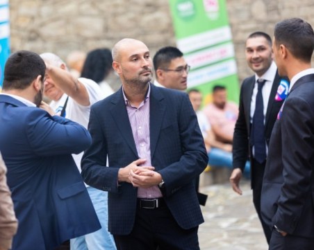 Хирург влиза в Общинския съвет в Пловдив, приоритет му е задържането на младите лекари