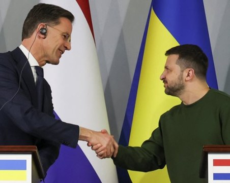 Марк Рюте и Володимир Зеленски подписаха споразумение за сигурност в Харков