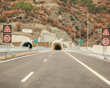 Само за седмица: 560 нарушения в тунел 