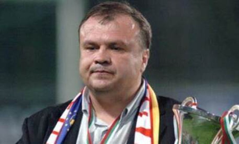 Бившият изпълнителен директор и собственик на Локомотив Пловдив Емил Наков