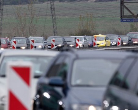 Предлагат данъчни стимули за автомобилите с газова уредба