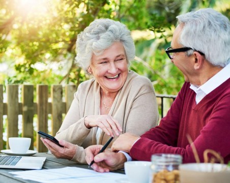 Швейцарците гласуваха за правото да получават 13-а пенсия