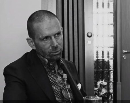 Делата на Нотариуса не са приключили в негов интерес, въпреки заплахите