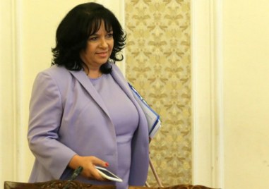 Прибързаната оставка на премиера Николай Денков и нейното гласуване в