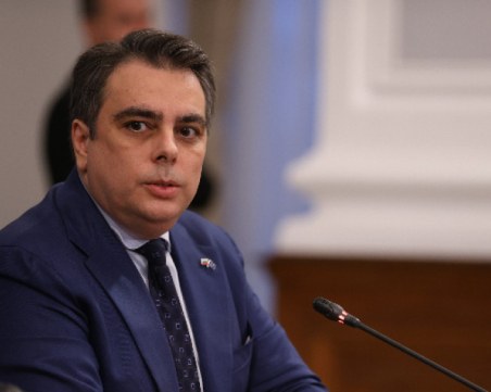 Асен Василев: Очаквам максимум две-три промени в кабинета