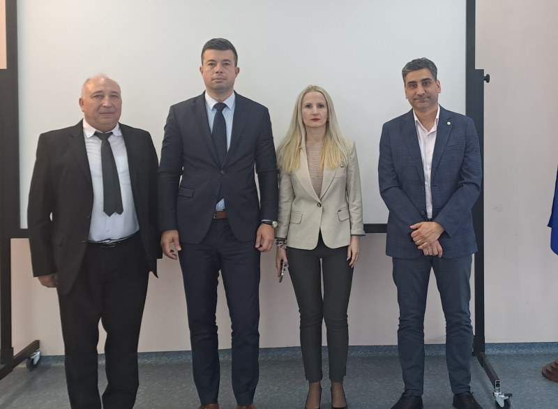 Трима нови прокурори встъпиха в длъжност в Районна прокуратура - Пловдив