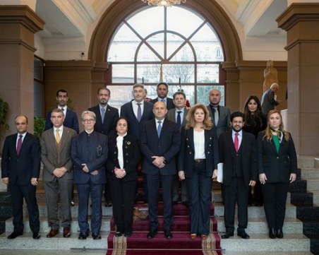 Румен Радев: България подкрепя всяка инициатива за мира в Близкия Изток