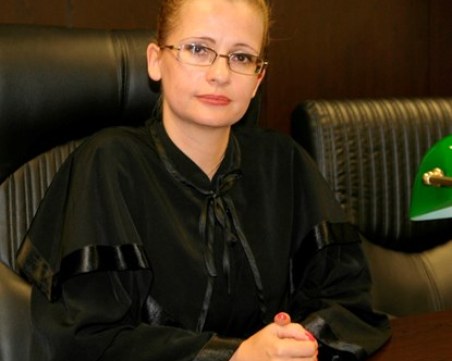 Съдия Роглекова за 8 март и битката на жените да се занимават с право