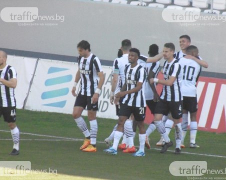 След две поредни загуби - Локо търси задължителна победа срещу Етър