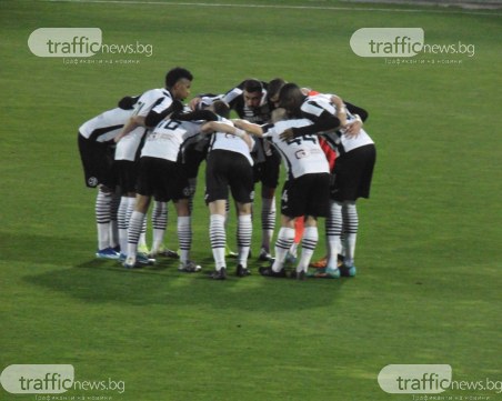 Локо се върна на победния път след успех над Етър