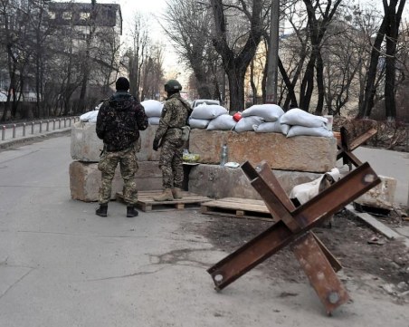 Среднощен обстрел в Украйна, трима души са загинали