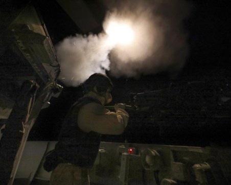 Нови удари на хутите, САЩ свалиха дронове на бунтовниците