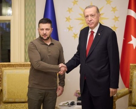 Турция е готова да бъде домакин на преговори за мир между Украйна и Русия