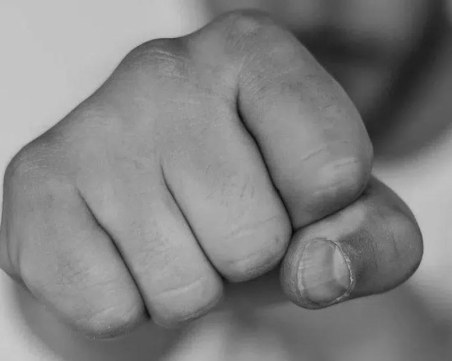 16-годишен водил българите, набили британски студенти в София