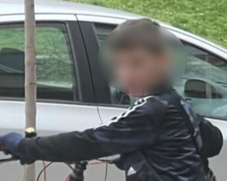 Деца тормозят момче със синдром на Даун в Асеновград, целят го с камъни