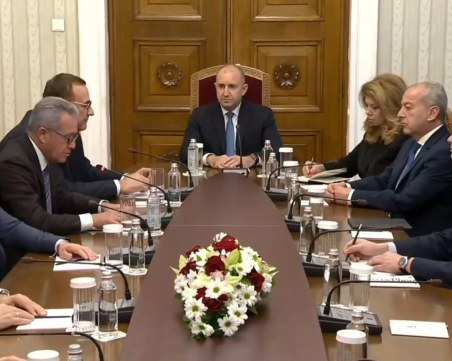 ДПС пред Радев: Ако ГЕРБ-СДС и ПП-ДБ се разберат, ще продължим да бъдем фактор на стабилност