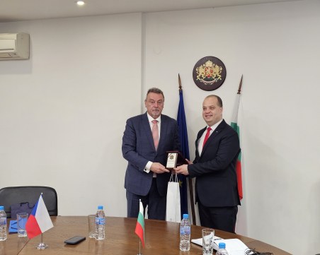 Областния управител се срещна с Посланика на Чешката република Мирослав Томан