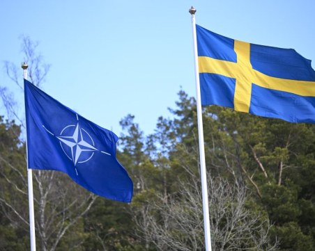 Швеция официално стана част от НАТО