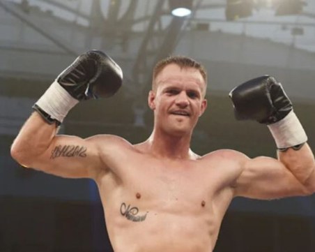 Убиха бивш шампион по бокс