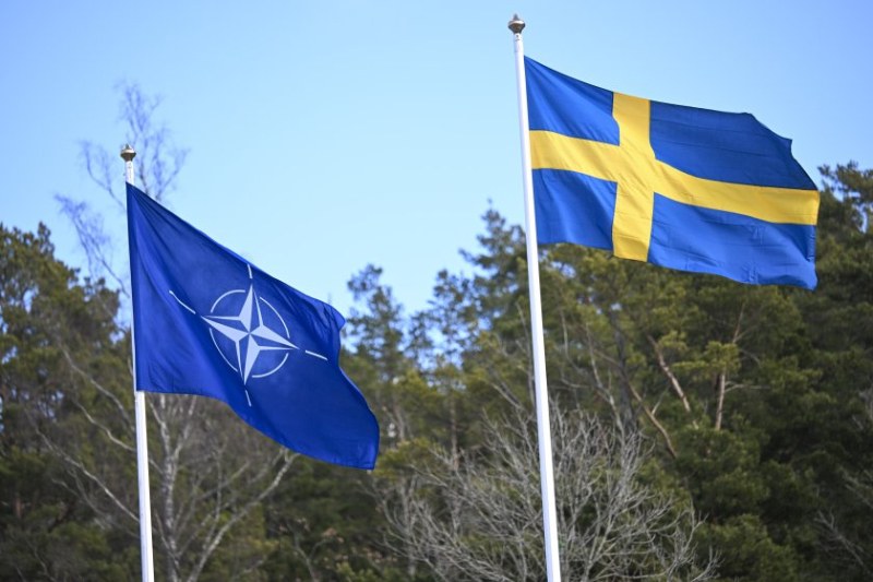Швеция официално стана част от НАТО