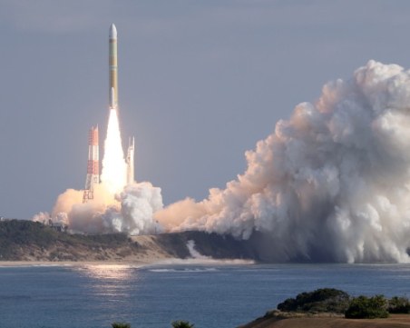 Японска ракета се взриви няколко секунди след изстрелването