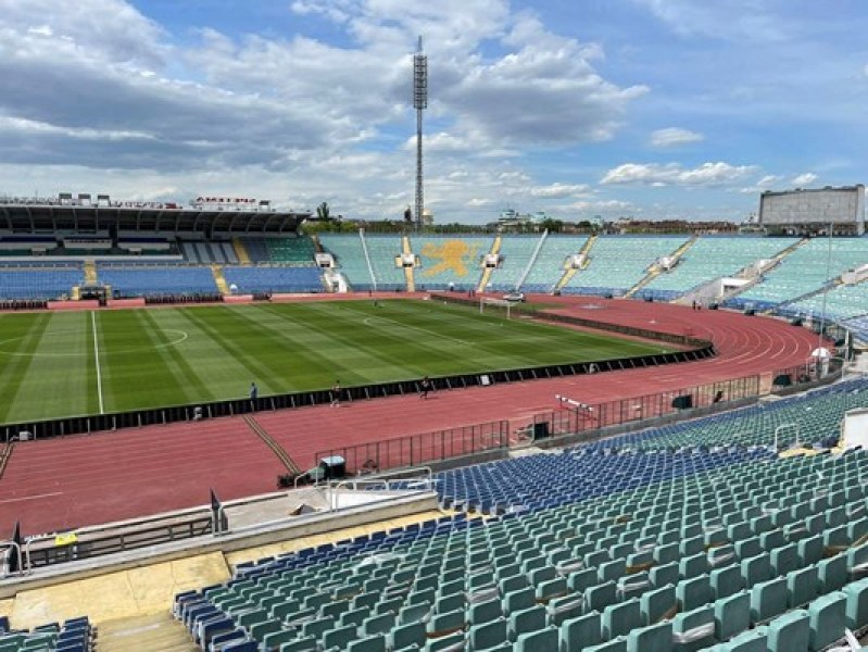 Евтини билети за бултрасите на мача с ЦСКА