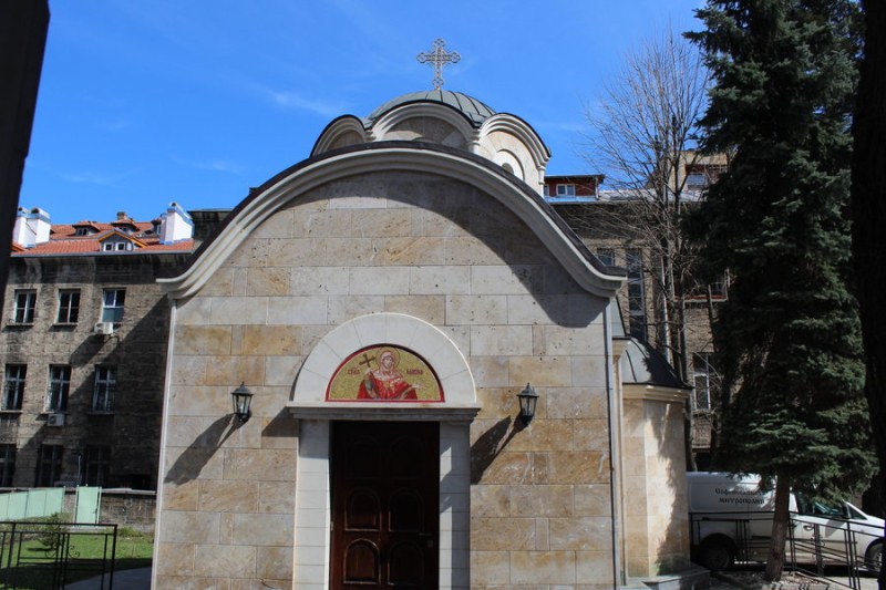 Полагат тленните останки на патриарх Неофит за поклонение в църквата 