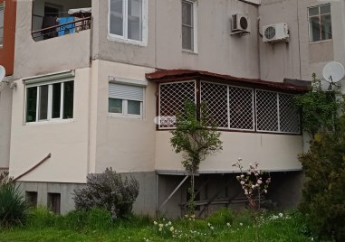 Пловдивчанинът който си изгради тераса на панелния блок в ЖР