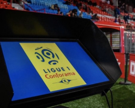 Френската футболна федерация уволни шефа на съдиите и отговорника на ВАР