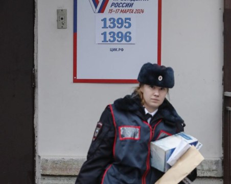 Изборите в Русия: Хвърлиха коктейл „Молотов