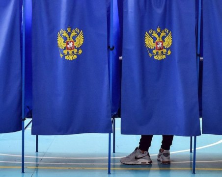 Русия избира президент, изборите са три дни