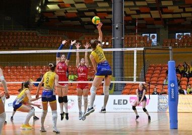 Волейболните шампионки от Марица Пловдив завършиха редовния сезон в първенството