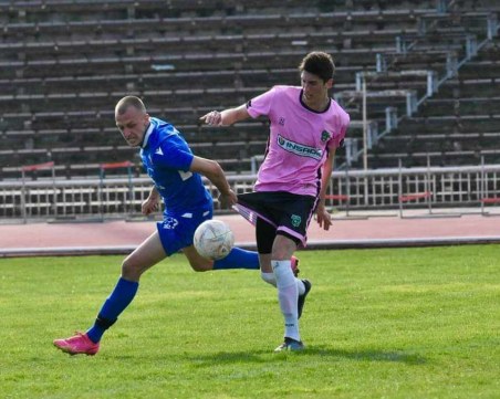 Спартак не се възползва от грешка на Несебър