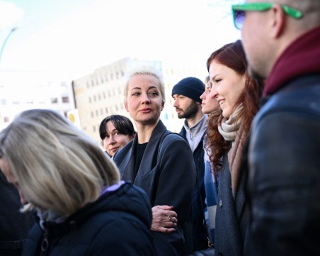 Хиляди руснаци се присъединиха към предизборния протест на Навални 