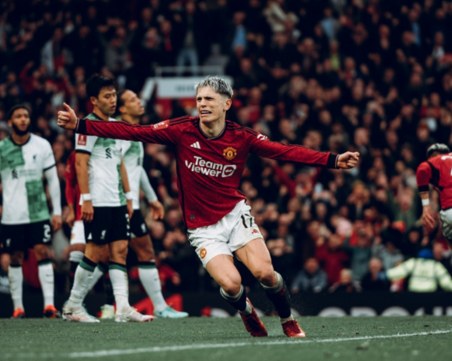 Юнайтед възкрасна срещу Ливърпул и направи феноменален обрат за полуфинал за ФА Къп