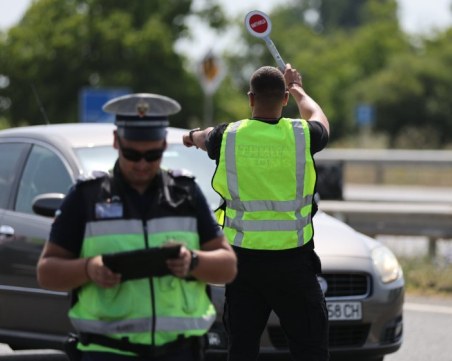 Заловиха за ден 34 пияни и 13 дрогирани шофьори