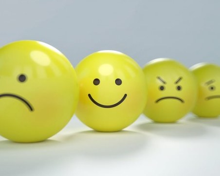 Доклад: Българите са на последно място по щастие в ЕС