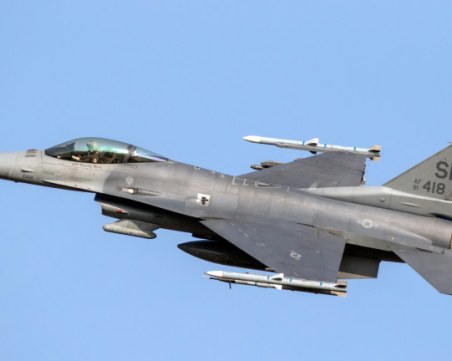 Изтребител F-16 се разби край Халкидики