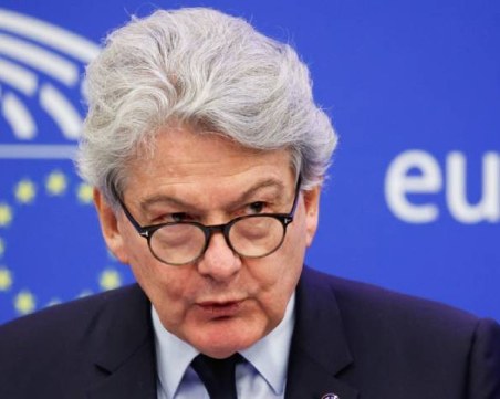 Заради евроизборите: ЕК ще изисква от социалните мрежи контрол върху дезинформацията